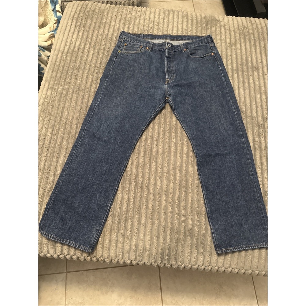 Levis 501 Original Fit Jeans Mens W38 L30 Dark Wash Blue Straight Leg Button Fly